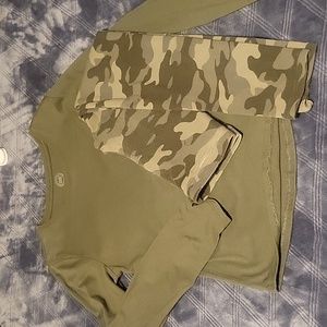 Girls matching camo colored outfit. Size 7/8. EUC.